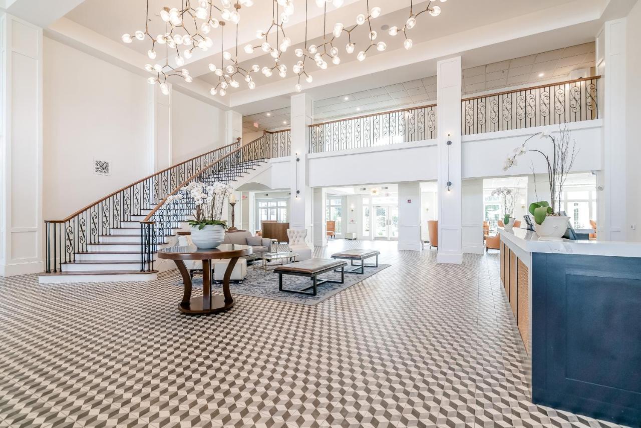 Chateau Renault Egg Harbor City Екстериор снимка
