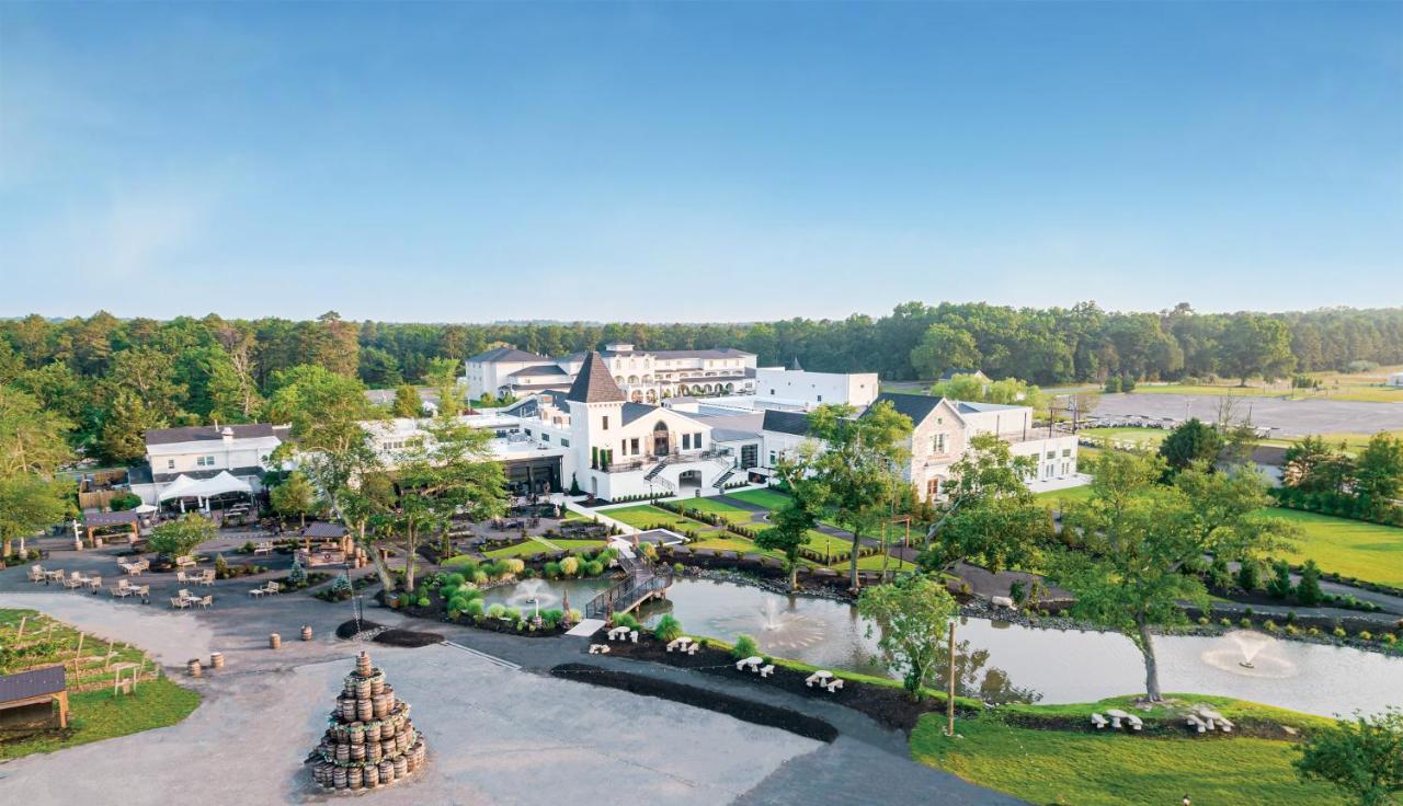 Chateau Renault Egg Harbor City Екстериор снимка