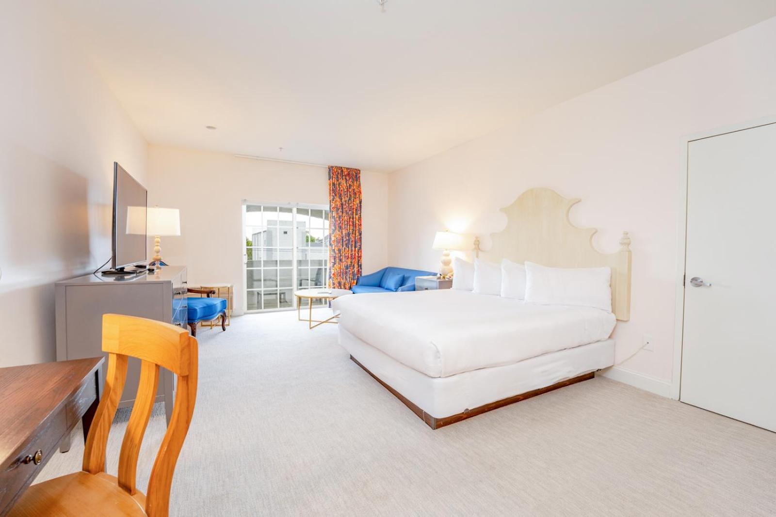 Chateau Renault Egg Harbor City Екстериор снимка