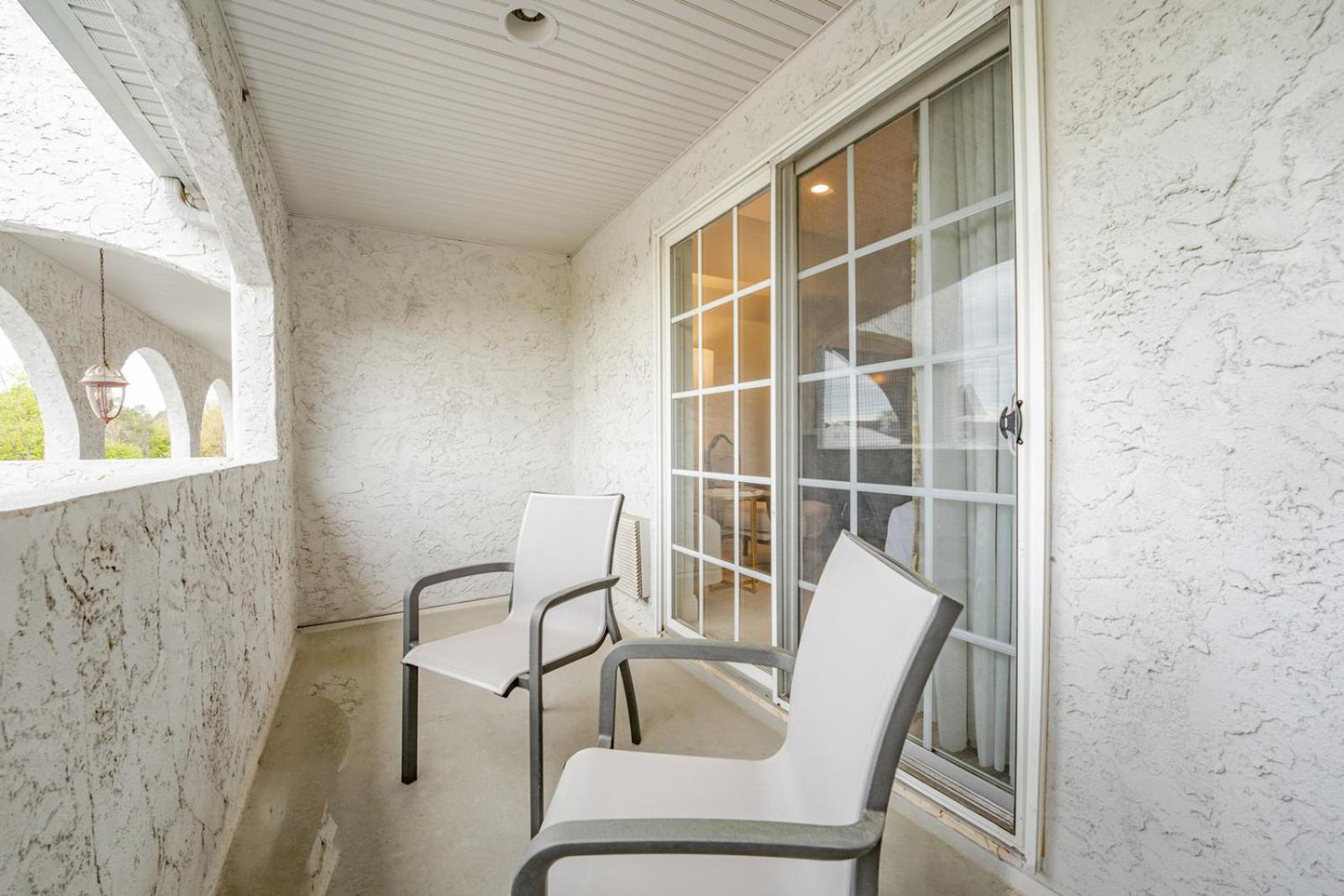 Chateau Renault Egg Harbor City Екстериор снимка